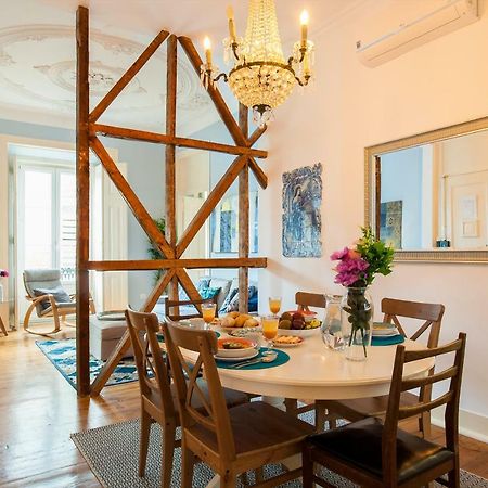 Bairro Alto 3 Bedroom Patio Flat! Lisboa Eksteriør bilde