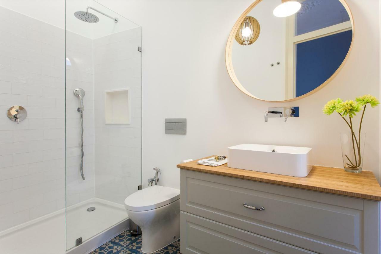 Bairro Alto 3 Bedroom Patio Flat! Lisboa Eksteriør bilde